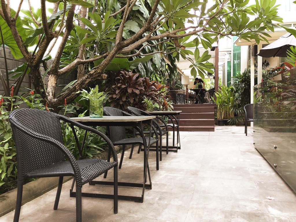 Refillnow! Hostel Bangkok Exterior photo