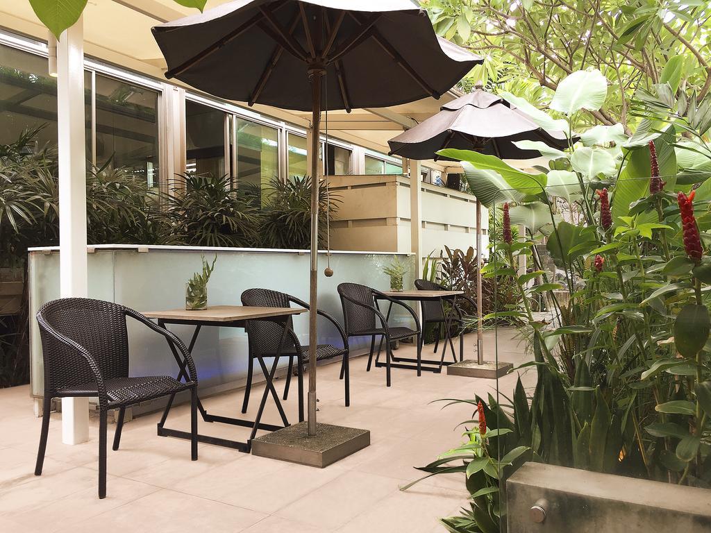 Refillnow! Hostel Bangkok Exterior photo